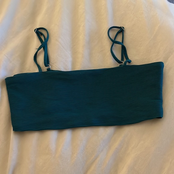 Billabong Ribbed Bikini - Picture 2 of 3